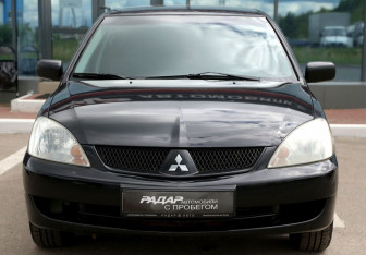 Подержанный автомобиль Mitsubishi Lancer Sedan 2007 года (2 фото)