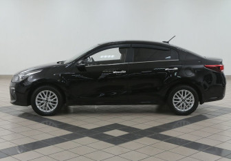 Подержанный автомобиль Kia Rio Sedan 2017 года (4 фото)