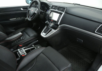 Подержанный автомобиль Haval H6 2017 года (9 фото)
