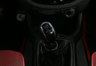 Подержанный автомобиль Chevrolet Lacetti Wagon 2007 года (15 фото)