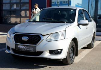 Подержанный автомобиль Datsun on-DO 2016 года (3 фото)