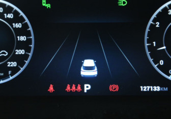 Подержанный автомобиль Omoda C5 2022 года (20 фото)