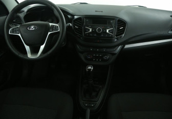Подержанный автомобиль LADA (ВАЗ) Vesta Wagon 2019 года (12 фото)