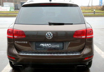 Подержанный автомобиль Volkswagen Touareg 2012 года (5 фото)