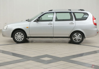Подержанный автомобиль LADA (ВАЗ) Priora Wagon 2011 года (7 фото)