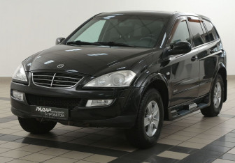 Подержанный автомобиль SsangYong Kyron 2013 года (8 фото)