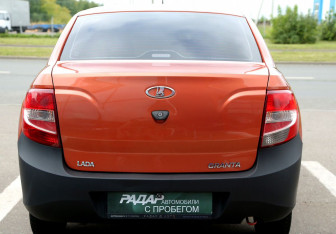 Подержанный автомобиль LADA (ВАЗ) Granta Sedan 2014 года (5 фото)