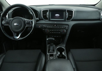 Подержанный автомобиль Kia Sportage 2018 года (23 фото)