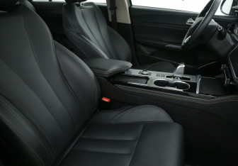 Подержанный автомобиль Omoda S5 2023 года (10 фото)