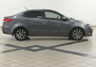 Подержанный автомобиль Kia Rio Sedan 2016 года (5 фото)