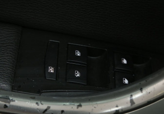 Подержанный автомобиль Opel Astra Hatchback 2010 года (17 фото)