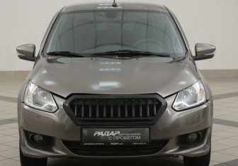 Подержанный автомобиль Datsun on-DO 2015 года (6 фото)