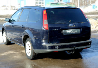 Подержанный автомобиль Ford Focus Wagon 2006 года (4 фото)