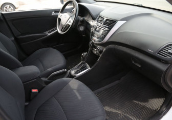 Подержанный автомобиль Hyundai Solaris Sedan 2015 года (9 фото)