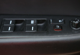 Подержанный автомобиль Honda Accord Sedan 2007 года (17 фото)