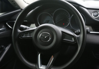 Подержанный автомобиль Mazda 6 Sedan 2019 года (16 фото)