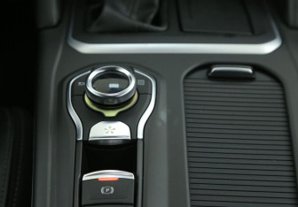 Подержанный автомобиль Renault Talisman Wagon 2017 года (17 фото)