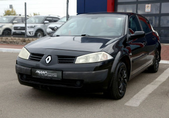 Подержанный автомобиль Renault Megane Sedan 2008 года (3 фото)