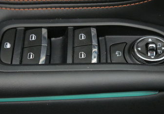 Подержанный автомобиль Exeed TXL 2023 года (19 фото)