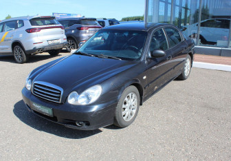 Подержанный автомобиль Hyundai Sonata 2008 года (3 фото)