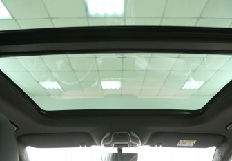 Подержанный автомобиль Geely Coolray 2022 года (17 фото)