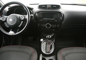 Подержанный автомобиль Kia Soul 2018 года (12 фото)