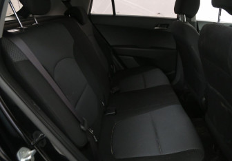 Подержанный автомобиль Hyundai Creta 2017 года (11 фото)