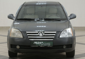 Подержанный автомобиль Vortex Estina 2010 года (6 фото)