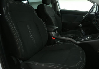 Подержанный автомобиль Kia Sportage 2011 года (10 фото)