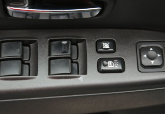 Подержанный автомобиль Mitsubishi ASX 2013 года (17 фото)