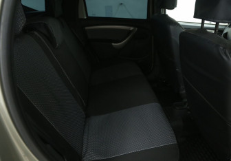 Подержанный автомобиль Renault Duster 2014 года (11 фото)