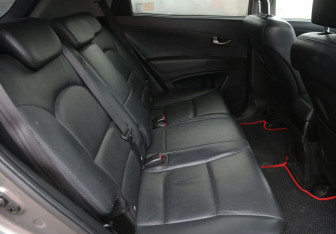 Подержанный автомобиль SsangYong Actyon 2012 года (11 фото)