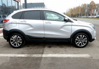 Подержанный автомобиль LADA (ВАЗ) XRAY 2019 года (7 фото)