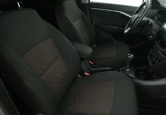 Подержанный автомобиль LADA (ВАЗ) Vesta Wagon 2017 года (10 фото)