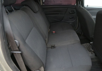 Подержанный автомобиль LADA (ВАЗ) Largus Wagon 2014 года (11 фото)