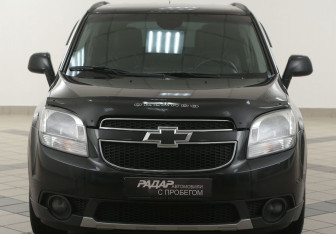 Подержанный автомобиль Chevrolet Orlando 2012 года (6 фото)