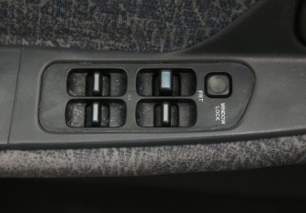 Подержанный автомобиль Daewoo Nexia Sedan 2008 года (17 фото)