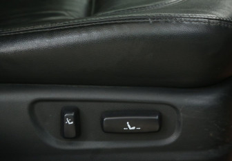 Подержанный автомобиль Hyundai Grandeur 2007 года (11 фото)