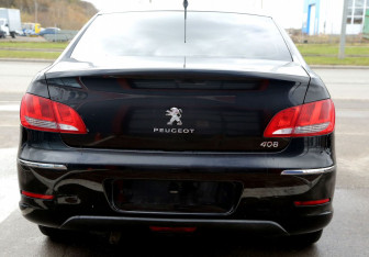 Подержанный автомобиль Peugeot 408 2013 года (5 фото)