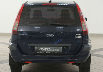 Подержанный автомобиль Ford Fusion 2008 года (3 фото)