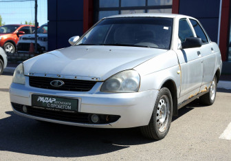 Подержанный автомобиль LADA (ВАЗ) Priora Sedan 2007 года (3 фото)