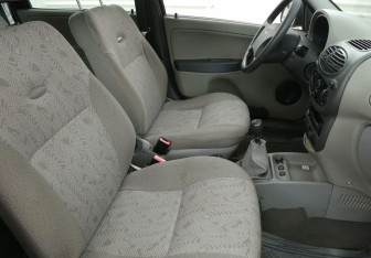 Подержанный автомобиль LADA (ВАЗ) Kalina Wagon 2011 года (10 фото)