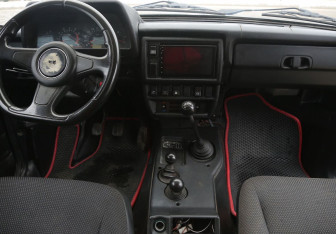 Подержанный автомобиль LADA (ВАЗ) 2121 (4x4) 2011 года (12 фото)