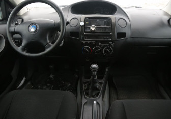 Подержанный автомобиль Geely MK 2012 года (12 фото)