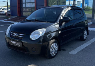Подержанный автомобиль Kia Picanto 2009 года (10 фото)