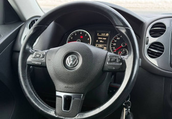 Подержанный автомобиль Volkswagen Tiguan 2013 года (12 фото)