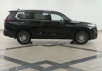 Подержанный автомобиль Exeed VX 2023 года (5 фото)