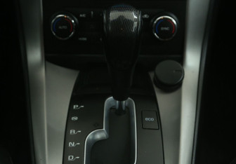 Подержанный автомобиль Chevrolet Captiva 2014 года (15 фото)