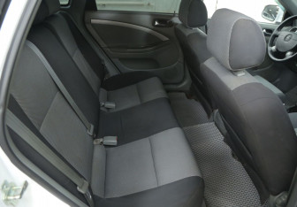 Подержанный автомобиль Chevrolet Lacetti Wagon 2010 года (11 фото)