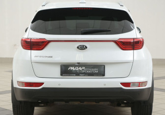 Подержанный автомобиль Kia Sportage 2016 года (3 фото)